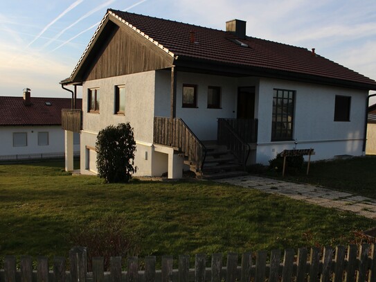 Großes Einfamilienhaus in Aldersbach