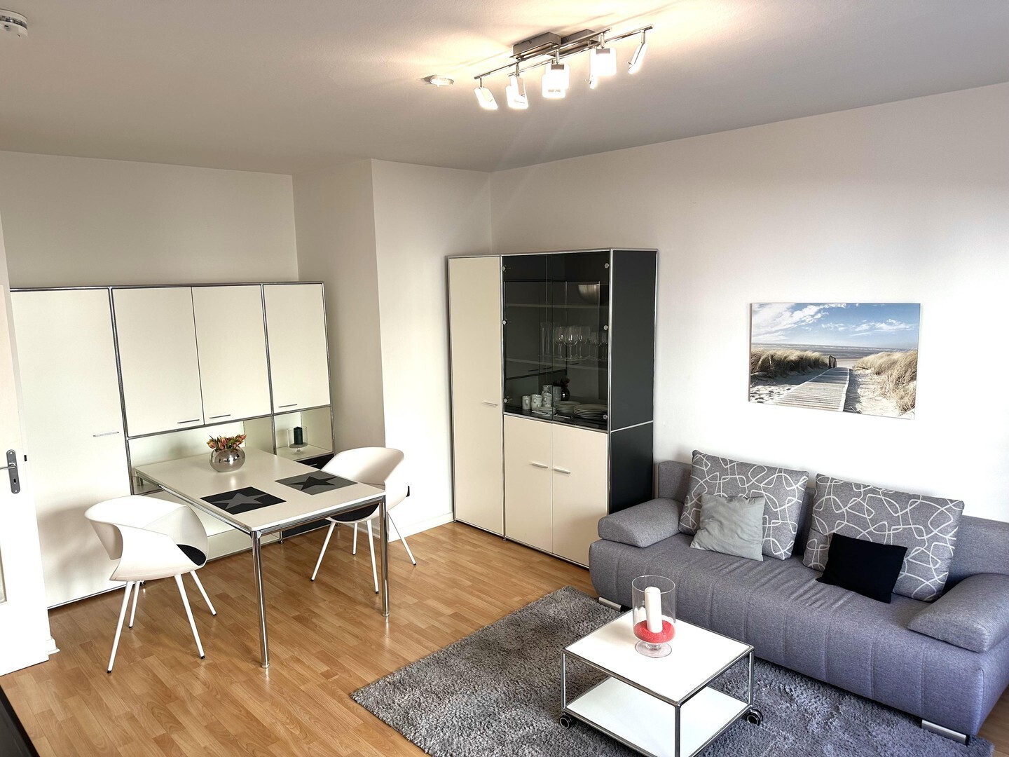 Schönes Apartment mit Balkon in ruhiger Lage - Foto 1