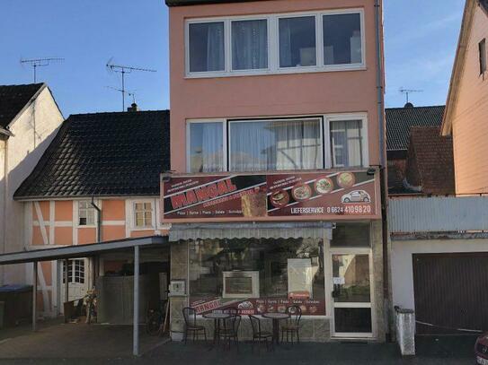 Einfamilienhaus mit Gewerbeeinheit in Heringen zu verkaufen