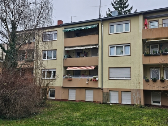 Eigentumswohnung im Landauer Horstviertel mit Balkon und Garage als Kapitalanlage zu verkaufen!