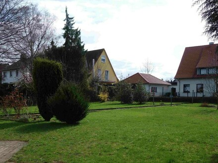 655 - 680 m² Baugrundstück, bebaubar mit Ein-/Zweifamilienhaus