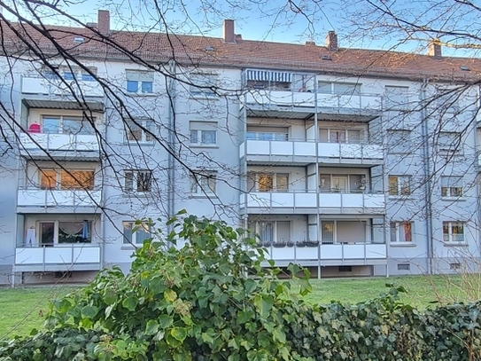 2,5 Zimmer, Küche, Bad mit Balkon Eigentumswohnung in Pirmasens zu verkaufen!