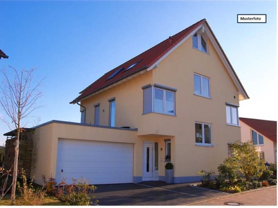 Zweifamilienhaus in 27628 Hagen, Westpreußenweg