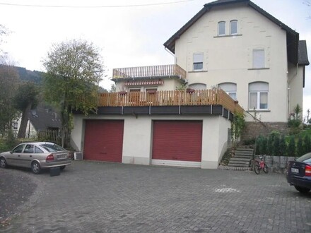 Modernisiertes Mehrfamilienhaus