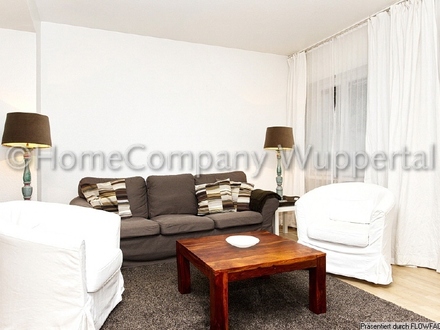 Stylish living! Charming apartment with compact patio and DSL, right by the Hofgarten