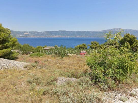 Grundstück mit Meerblick am Meer zu verkaufen, Region Trogir Ciovo, Kroatien