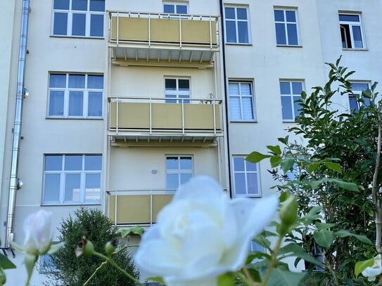 Exklusive 4-Raum-Wohnung in Schwerin mit Balkon – provisionsfrei direkt vom Eigentümer