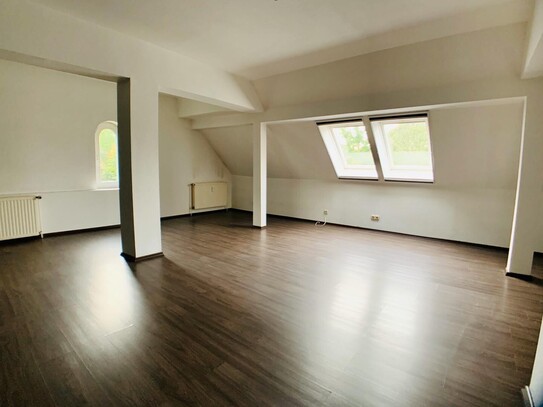 1.5 Zimmer-Dachgeschoss-Wohnung