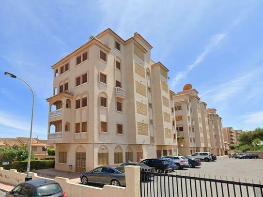 Apartment in Torrevieja with 3