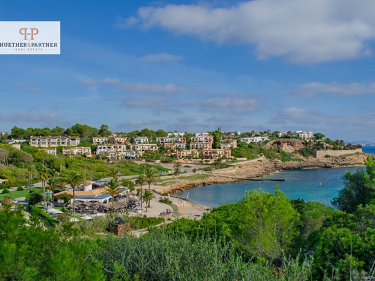 Idyllische Wohnung mit Gartenblick und Gemeinschaftspool in Cala Murada