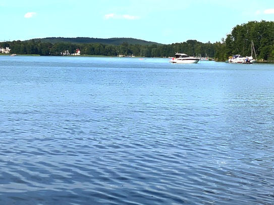 Herrliches Baugrundstück mit Bebauungsplan direkt am Scharmützelsee in Bad Saarow mit Bootssteg