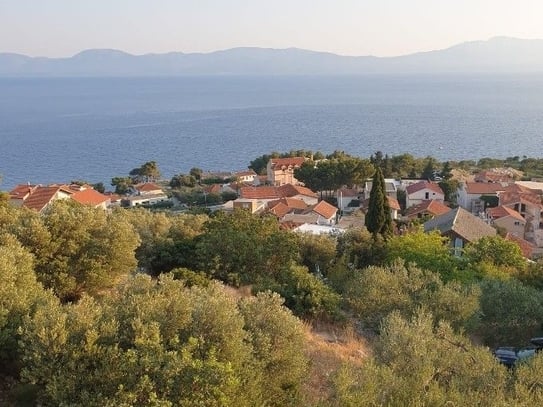 GRADAC, PODACA – Grundstück mit außergewöhnlichem Blick auf das Meer