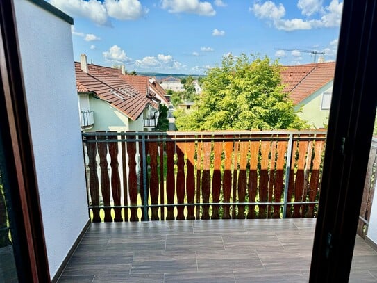 Top-sanierte 2-Zimmer-Dachwohnung mit Balkon & Tiefgarage – Ideal für Berufstätige in Gunzenhausen