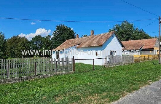 Einfamilienhaus in einem kleinen Dorf südlich des Plattensees zu verkaufen