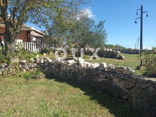 ZADAR, OBROVAC - Haus in ruhiger Umgebung in der Nähe des Flusses Zrmanja