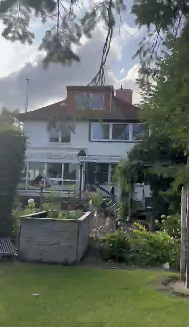 Großzügig wohnen mit Garten : 4-Zimmer-Wohnung in Berlin-Mahlsdorf - Photo 1