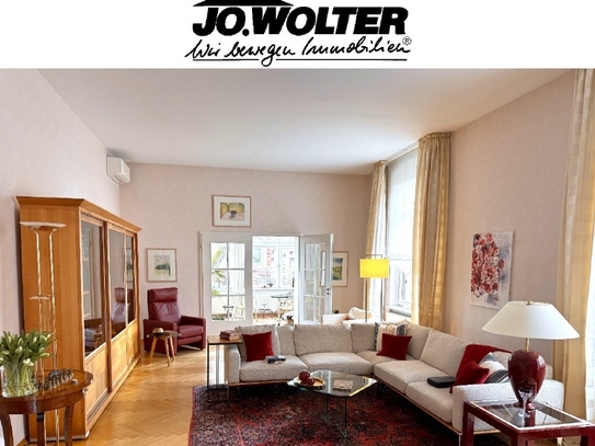 Jugendstilvilla ! Exklusive Etagenwohnung mit Balkon und Wintergarten