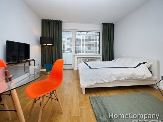 Apartment mit viel Komfort und Balkon direkt am Hofgarten in Düsseldorf