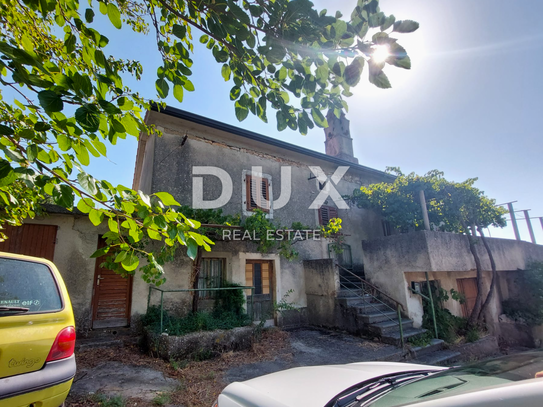 ISTRIEN, LABIN - Steinhaus in der Renovierungsphase mit Meerblick