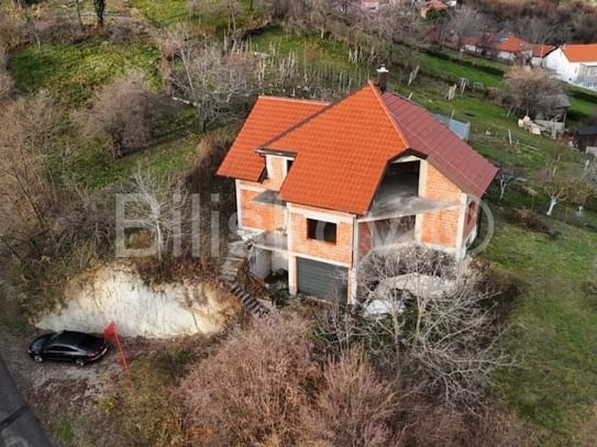 Verkauf, Zagreb, Markuševac, Einfamilienhaus (roh bau)