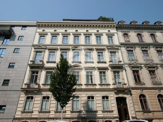 Repräsentative BUERO.fläche mit Terrasse im Leipziger Musikviertel