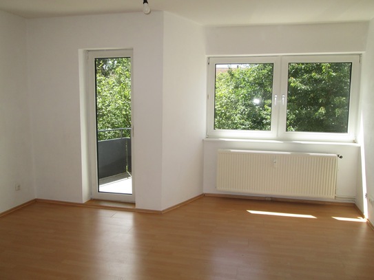 3-Zimmer-Wohnung mit kleinen Balkon