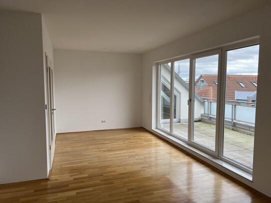 4 Zi. Wohnung mit Dachterrasse in Bothfeld auf 2 Ebenen (hell, ruhig, gepflegt)