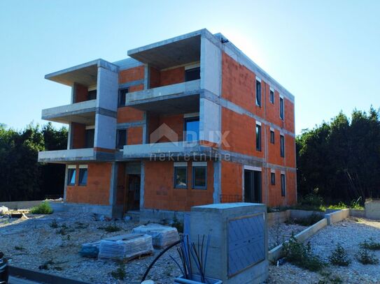 ISTRIEN, UMAG (Umgebung) - Moderne Wohnung im 2. Stock, 200 m vom Meer entfernt