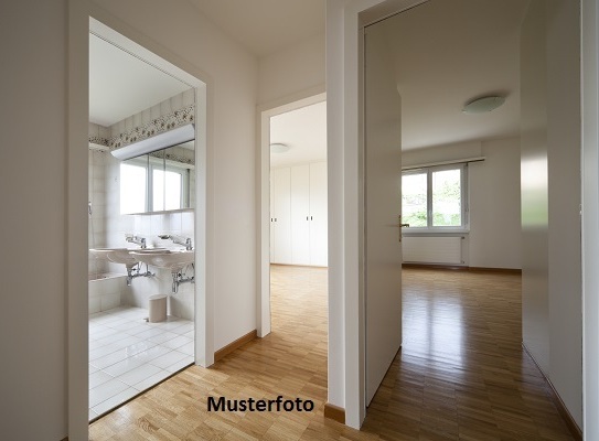 2 ½ - Zimmer-Wohnung mit Terrasse