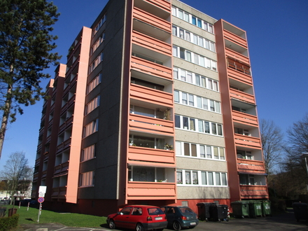 LOHMAR-Zentrum, 1 Zi.- Appartement; gut vermietet, ca. 27 m² Wfl., mit Balkon und Keller