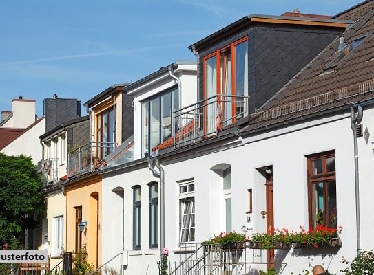 +++ Einfamilien-Reihenendhaus mit 2 Stellplätzen +++