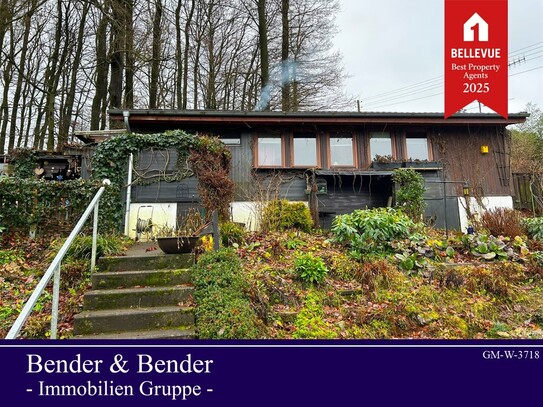 Kleines Ferienhaus mit Kaminofen und herrlichem Ausblick, in idyllischer Lage von Morsbach!