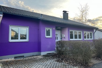 EINFAMILIENHAUS MIT EINGEWACHSENEM GARTEN UND GARAGE IN ERBENDORF