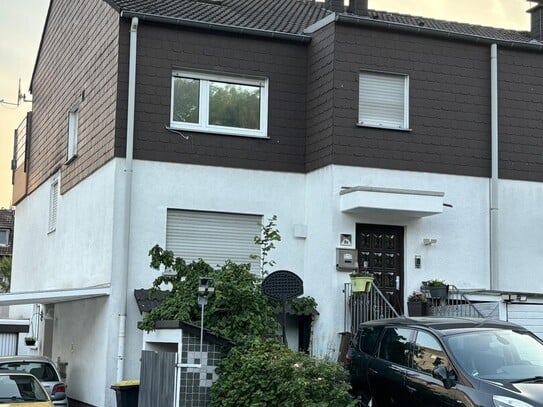 Eigentumswohnung wie Haus in Haus in ruhiger Anliegerstraße provisionsfrei