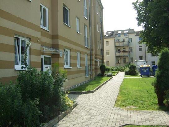 Kleine gemütliche Wohnung mit Balkon im Ostviertel!