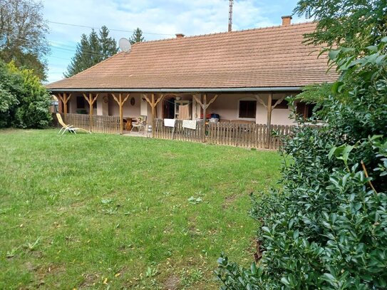 Günstiges Veranda-Bauernhaus in sehr gutem Zustand bei Vasvar mit zusätzlichem Wald-Grundstück!