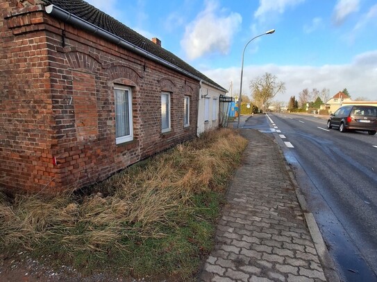 Doppelhaus mit großem Grundstück in Randow bei Demmin