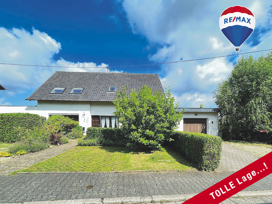 IDEAL für Familien:
ADRETTES Einfamilienhaus 
mit HERRLICHEM Garten 
+ Garage in ruhiger Lage...!