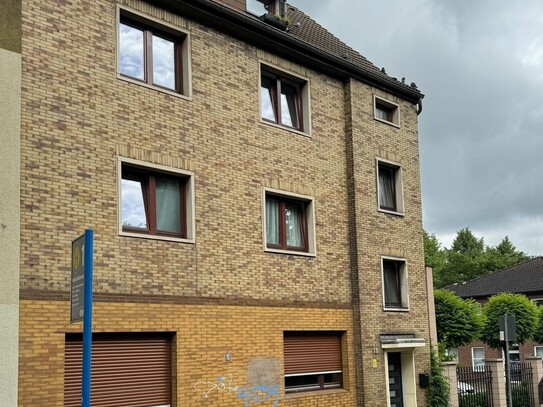 Schöne EG-Wohnung mit kleiner Terrasse in City Randlage