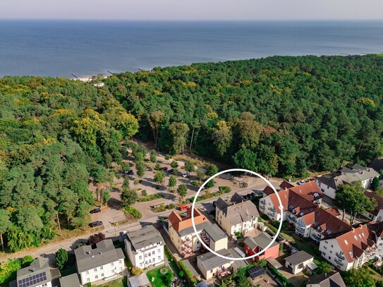 "Hubertus am Strand" WE 7 - die komfortable mit Balkon und Weitblick Richtung Wald und Ostsee.