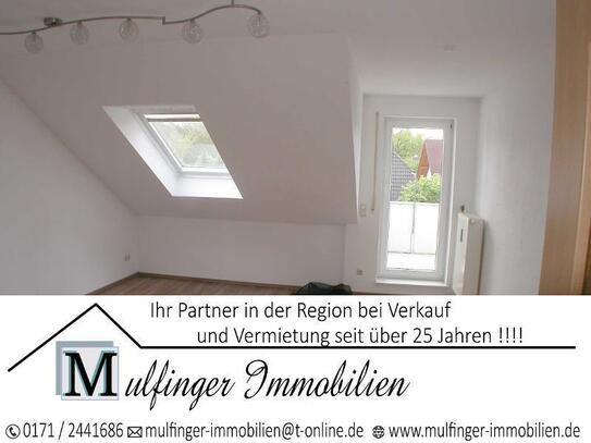 2 Zi. Wohnung im DG mit Balkon und Tiefgaragenstellplatz in Höchstadt Süd