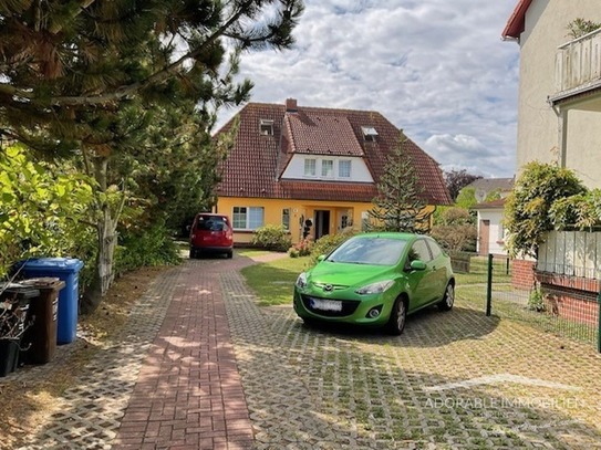 Zweifamilienhaus in Zingst – Beste Lage nähe Strand & Fußgängerzone – Jetzt investieren!