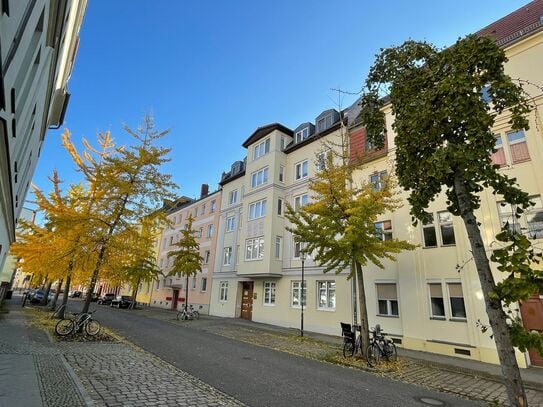 Große 4-Zimmer Wohnung in Bahnhofsnähe