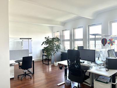 MODERNES COWORKING SPACE