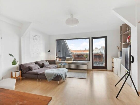 Bezugsfreie 4 Zi. DG-Wohnung mit Terrasse und 124,5m² Gesamtfläche