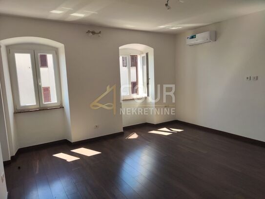 Wohnung Krnjevo, Rijeka, 52,93m2