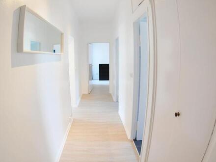 Helle 3-Zimmer-Wohnung mit Balkon in Berlin Wilmersdorf, möbliert