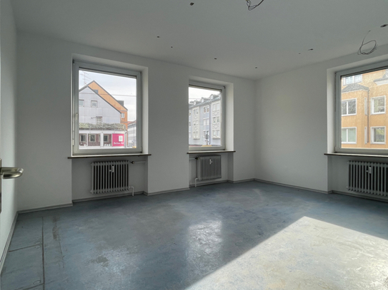 Büroetage in Toplage FFB – günstiger Preis für Selbermacher!