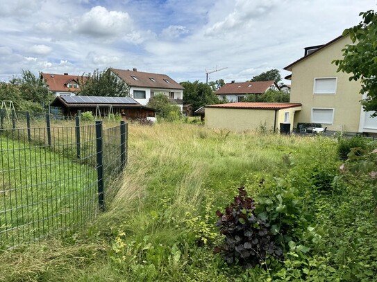 KAUFERING - Baugrund in zentraler Lage zu veräußern !