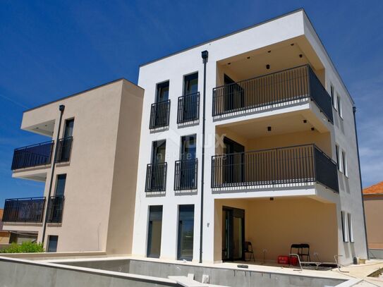 ZADAR, BIBINJE – Attraktive Gelegenheit! Apartment mit Terrasse und Meerblick! A2-S6